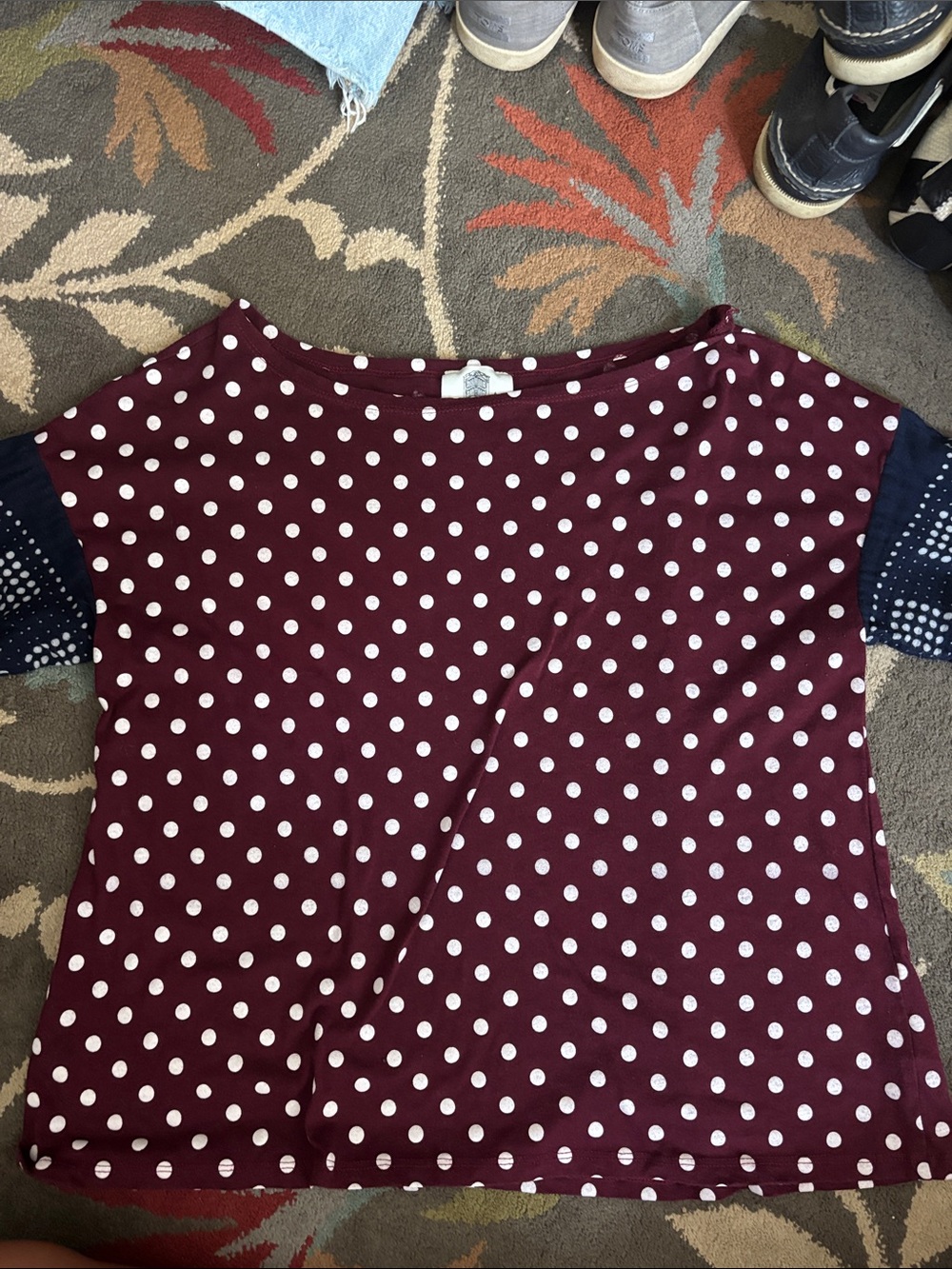 Women’s Polka Dot Short Sleeve Blouse - Burgundy and White